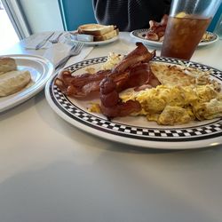 Choate's Family Diner - Eggs bacon and hash browns