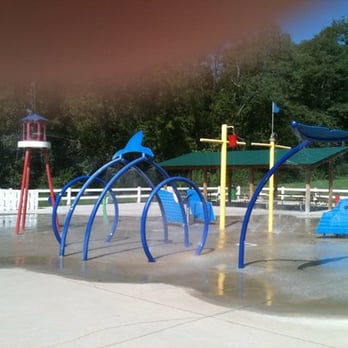 Carl Cowan Park - Children's mini water park at Cowan Park, Knoxville - Parks Near Me - Knoxville, Tennessee