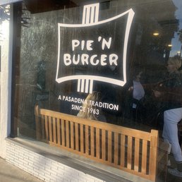 Exterior photo of Pie 'n Burger - Pasadena, California Exterior photo of Pie 'n Burger - Pasadena, California
