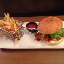 Honeypot Eatery And Pub - Whiskey BBQ burger scored big - only comment 6oz burger not big enough bc it was so friggin good!