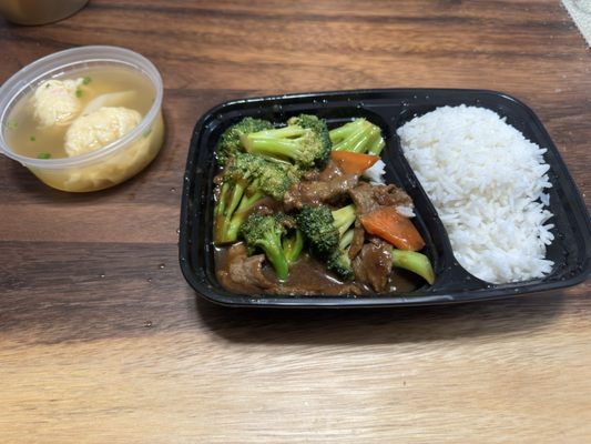 Très Yan & Wu by null