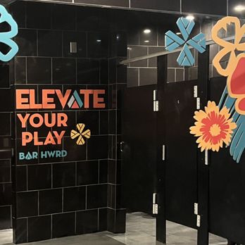 Bar Hwrd - ladies room - Bars Near Me - Tampa, Florida