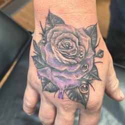Loveland Tattoo - Realistic rose