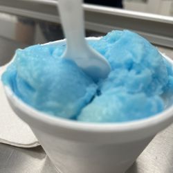 Jennifer's Ice Cream - Blue raspberry and lemon Italian ice