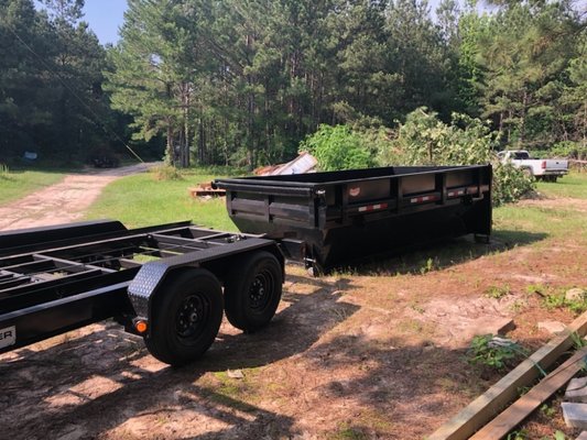 14 FT Dumpster Rental - Great Low Prices - Competitive pricing on all dumpster rentals. All pricing options are discussed and finalized at time of drop off. 
Flexible Rental Periods – We offer anywhere from 1 day to 1 month rental periods. There's a rental package that's perfect for you.