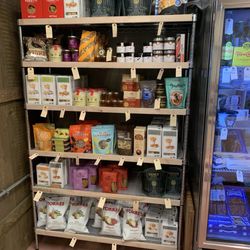 Newport Wine Cellar & Gourmet - Dry goods
