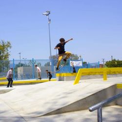 Chevy Chase Skatepark - Skater at Chevy Chase Skatepark in Los Angeles