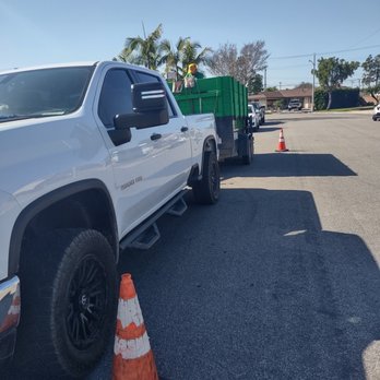 Othoniel's Junk Removal Service - Junk Removal & Hauling Near Me