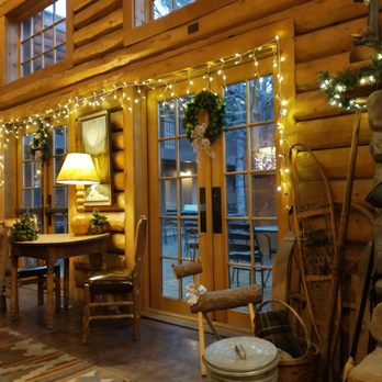 The Lodge at Riverside - Hotels Near Me - Grants Pass, Oregon The Lodge at Riverside - Hotels Near Me - Grants Pass, Oregon