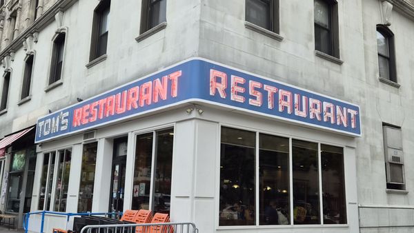 Tom's Restaurant by null