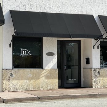 Lux Lifestyle Chiropractic - Front - Chiropractors Near Me - Coral Gables, Florida Lux Lifestyle Chiropractic - Front - Chiropractors Near Me - Coral Gables, Florida