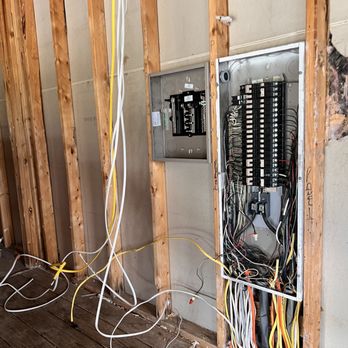 Sine Wave Electric - New Sub panel for additional circuits - Electricians Near Me - Raleigh, North Carolina Sine Wave Electric - New Sub panel for additional circuits - Electricians Near Me - Raleigh, North Carolina