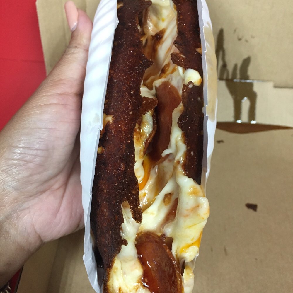 Pa'Comer Cuban Pizza - Pepperoni Pizza - Pizza Near Me - Hialeah, Florida Pa'Comer Cuban Pizza - Pepperoni Pizza - Pizza Near Me - Hialeah, Florida