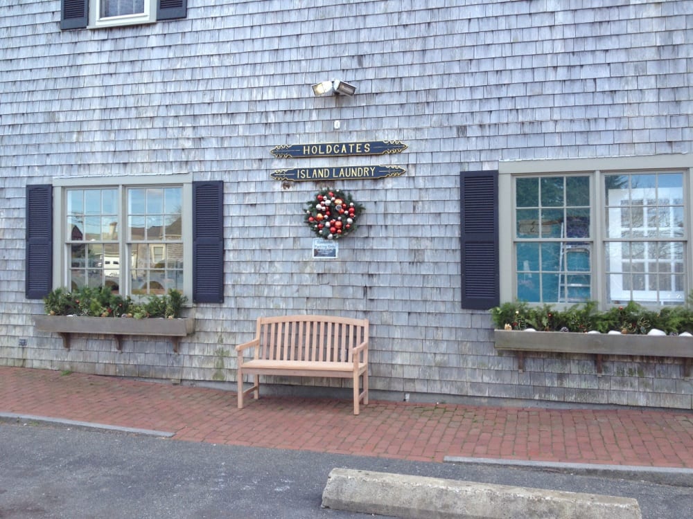 HOLDGATE’S ISLAND LAUNDRY, INC. Updated October 2024 4 Vesper Ln