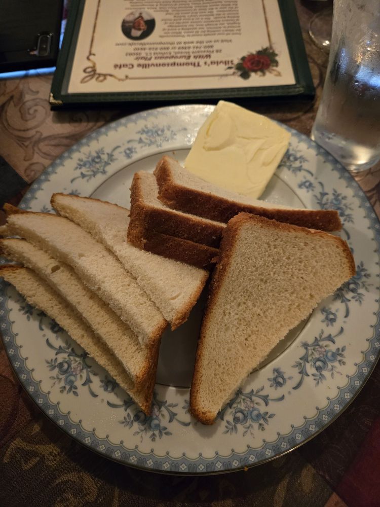 Silvia's Thompsonville Cafe