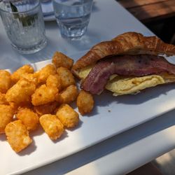Red Beard Cafe - Croissant sandwich with tots