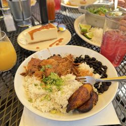 Guavas Cuban Cafe - Ropa Vieja Bowl