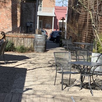 South Stage Cellars - Nice back patio that leads to the street. - Wine Tasting Room Near Me - Jacksonville, Oregon