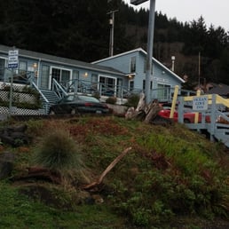 Cute little place with ocean views right from your room. Cute little place with ocean views right from your room.