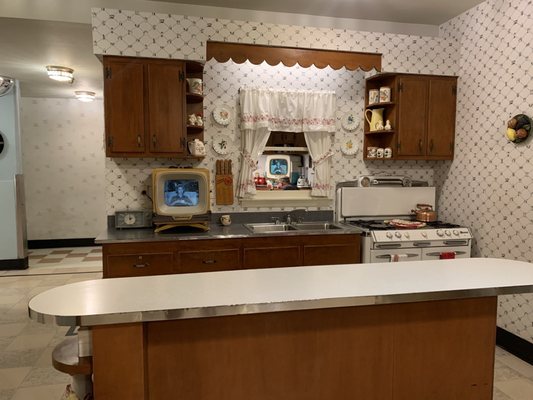 50's Prime Time Café by null