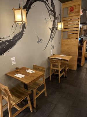 Tomo Sushi & Ramen by null