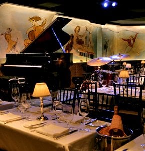 Café Carlyle by null