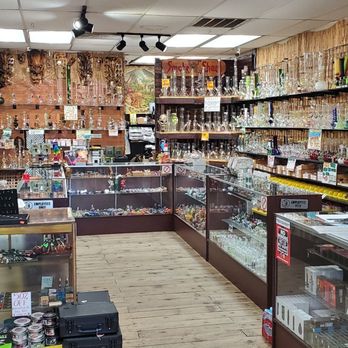 Smoke Shack - Tobacco Shops Near Me - San Marcos, California