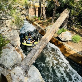 Knott's Berry Farm - Calico River Rapids! Prepare in advance, you will get soaked! - Amusement Parks Near Me - Buena Park, California Knott's Berry Farm - Calico River Rapids! Prepare in advance, you will get soaked! - Amusement Parks Near Me - Buena Park, California