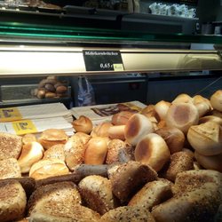 Bäckerei Puppe - Bäckerei Puppe innen / Bäckerei Puppe inside