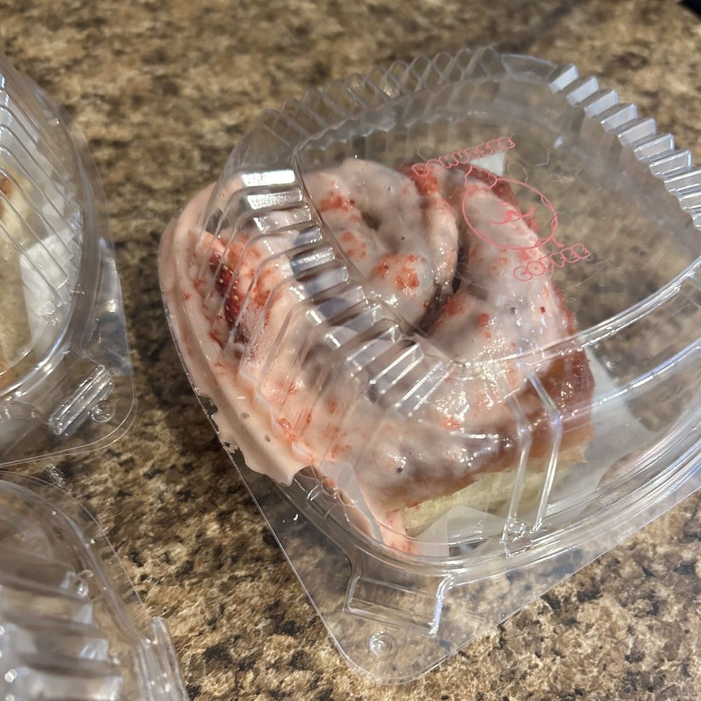 Donutste Doughnuts - Strawberry Cinnamon bun - Donuts Near Me - Lake Mary, Florida Donutste Doughnuts - Strawberry Cinnamon bun - Donuts Near Me - Lake Mary, Florida