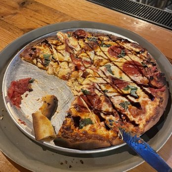 Twisted Bine Beer - Margherita pizza. Balsamic or barbecue? Giant hunk of something red, edges were overdone, ratios really off. - Brewpubs Near Me - Mount Joy, Pennsylvania