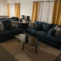 H Discount Furniture