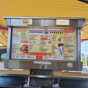WALLY’S DRIVE-IN - Updated April 2025 - 128 Photos & 280 Reviews - 282 ...