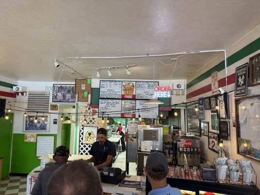 Giovanni's Pizzeria by null