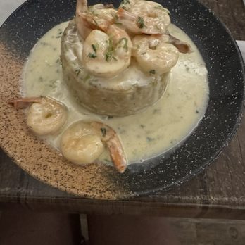 Zimple Restaurant & Bar - Shrimp Mofongo with Creamy White Garlic Sauce - Tapas Bars Near Me - Canóvanas, Puerto Rico Zimple Restaurant & Bar - Shrimp Mofongo with Creamy White Garlic Sauce - Tapas Bars Near Me - Canóvanas, Puerto Rico