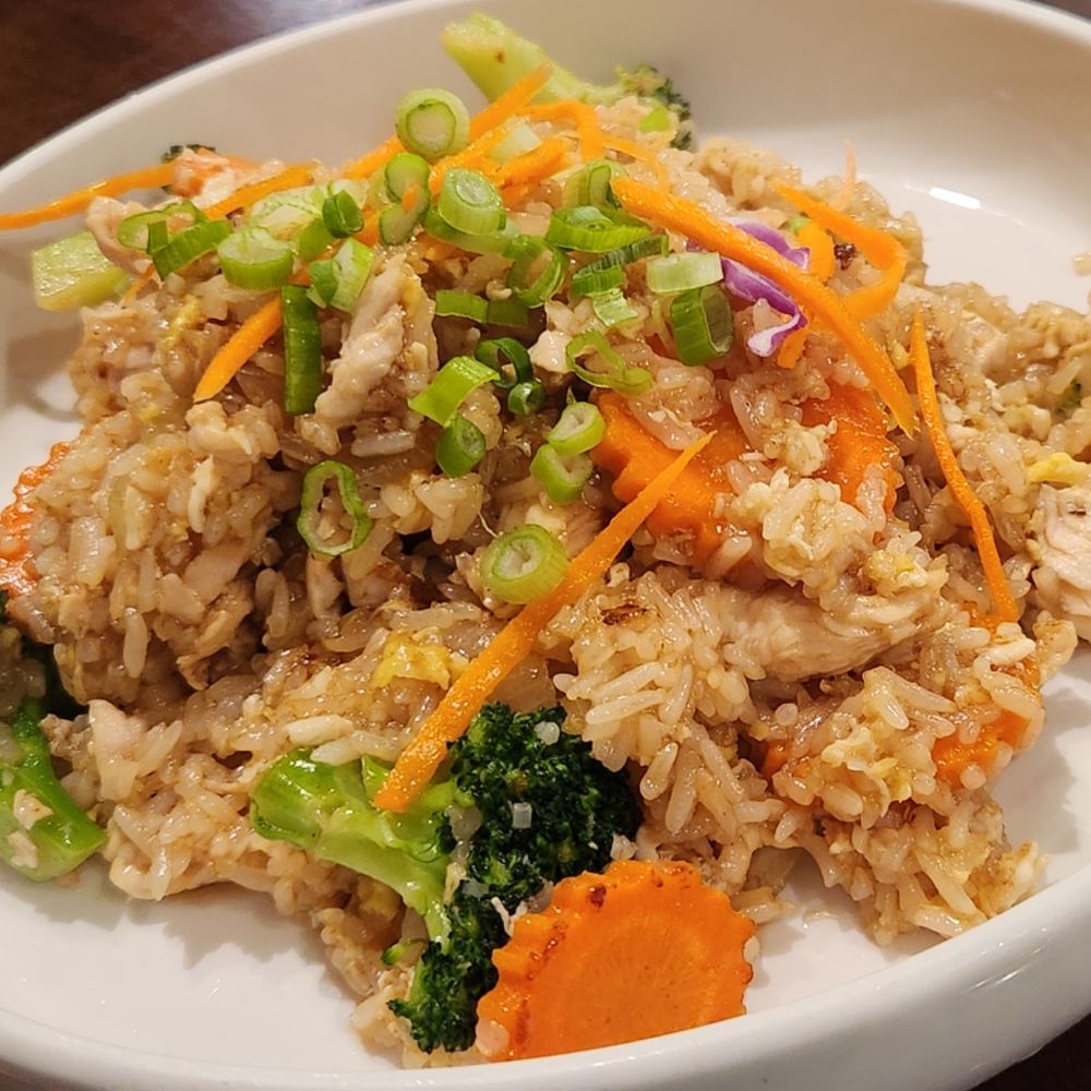 Lemongrass Thai Kitchen - House Fried Rice with Chicken - Thai Near Me - Oviedo, Florida Lemongrass Thai Kitchen - House Fried Rice with Chicken - Thai Near Me - Oviedo, Florida