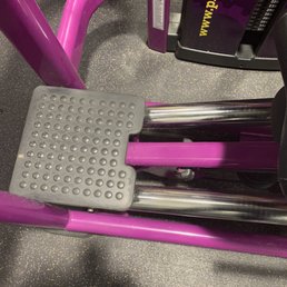 Leg press machine, there is dust near the foot step that's thick. Been there for two days now. Leg press machine, there is dust near the foot step that's thick. Been there for two days now.