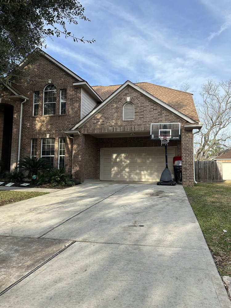 Slide of GreenLight Roofing