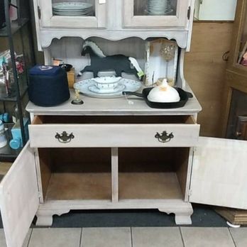 Incredible Finds - Vintage items - Thrift Stores Near Me - Modesto, California