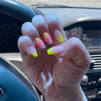 Dimension Nails - Nail Salons Near Me - Concord, California