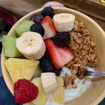 Bean - Fruit and Fresh Fruit, Granola, Yogurt and Honey - Coffee & Tea Near Me - Louisville, Kentucky Bean - Fruit and Fresh Fruit, Granola, Yogurt and Honey - Coffee & Tea Near Me - Louisville, Kentucky