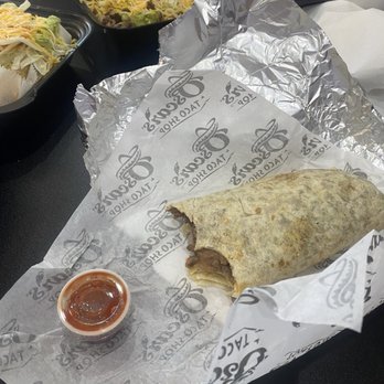 Oscar’s Taco Shops - Custom Carne Asada Burrito. - Mexican Near Me - Hendersonville, Tennessee