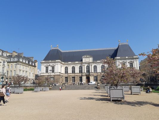 Parlement de Bretagne by null