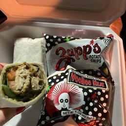 Chicken wrap with chips Chicken wrap with chips