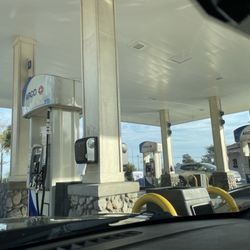 Arco - Gas station