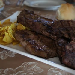 El Chozo de Mesta - Parrillada de carne (solomillo, secreto, churrasco y costilla)