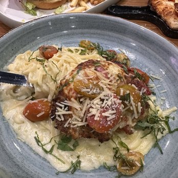 Dave & Buster's Milpitas - San Jose - Chicken Parm Pasta - Arcades Near Me - Milpitas, California