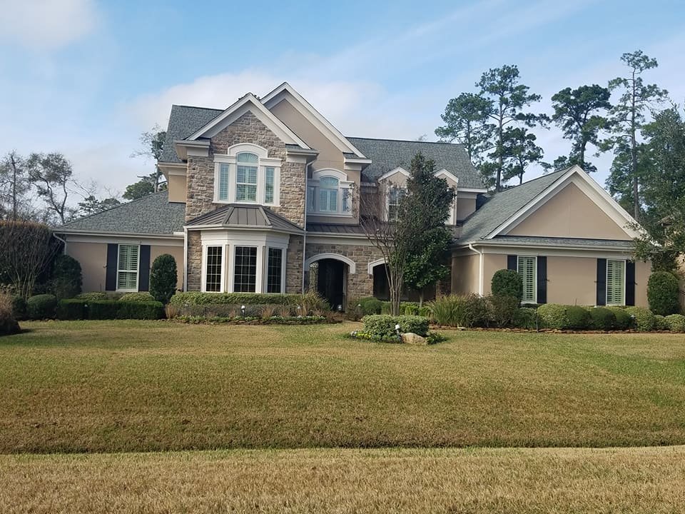 Slide of Diamond Star Roofing & Construction