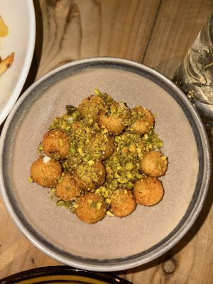 The Lazy Goat by null