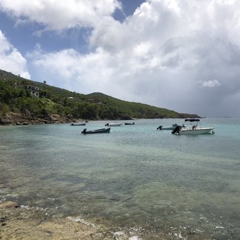 Hull Bay Beach - Beaches Near Me - St Thomas, Virgin Islands